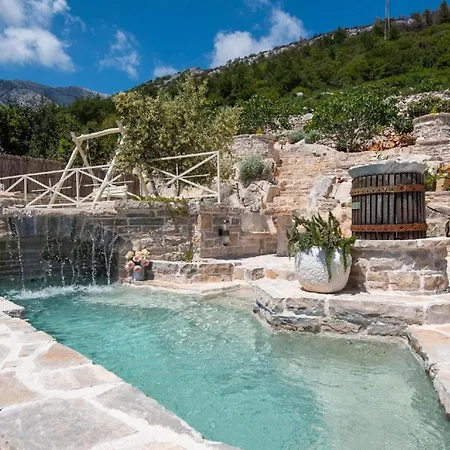 Ferienhaus Fuer 4 Personen 1 Kind Ca 85 Qm In Stankovic Bei Orebic, Dalmatien Sueddalmatien * オレビック