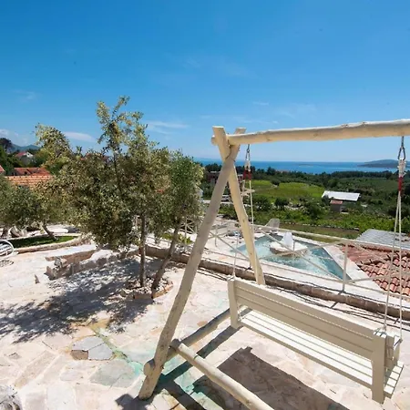 別荘 Ferienhaus Fuer 4 Personen 1 Kind Ca 85 Qm In Stankovic Bei Orebic, Dalmatien Sueddalmatien *