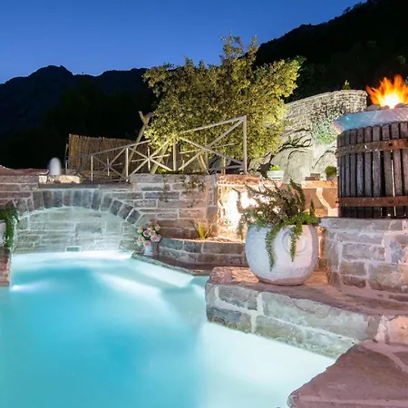 Ferienhaus Fuer 4 Personen 1 Kind Ca 85 Qm In Stankovic Bei Orebic, Dalmatien Sueddalmatien *
