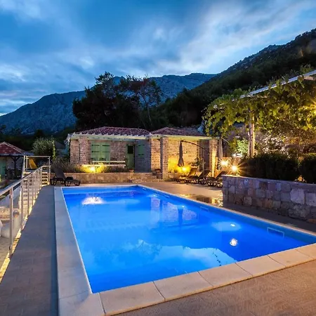Ferienhaus Fuer 4 Personen 1 Kind Ca 85 Qm In Stankovic Bei Orebic, Dalmatien Sueddalmatien * オレビック