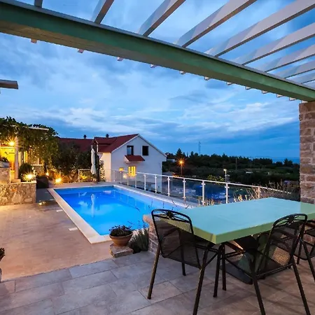 Ferienhaus Fuer 4 Personen 1 Kind Ca 85 Qm In Stankovic Bei Orebic, Dalmatien Sueddalmatien 別荘 オレビック